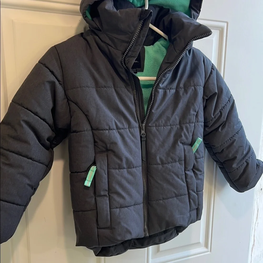 All in Motion Kids Charcoal and Teal Puffer Jacket